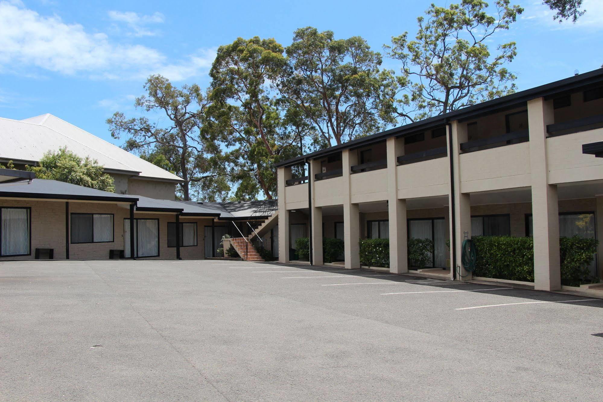 The Pioneer Way Motel Srpingwood Exterior foto